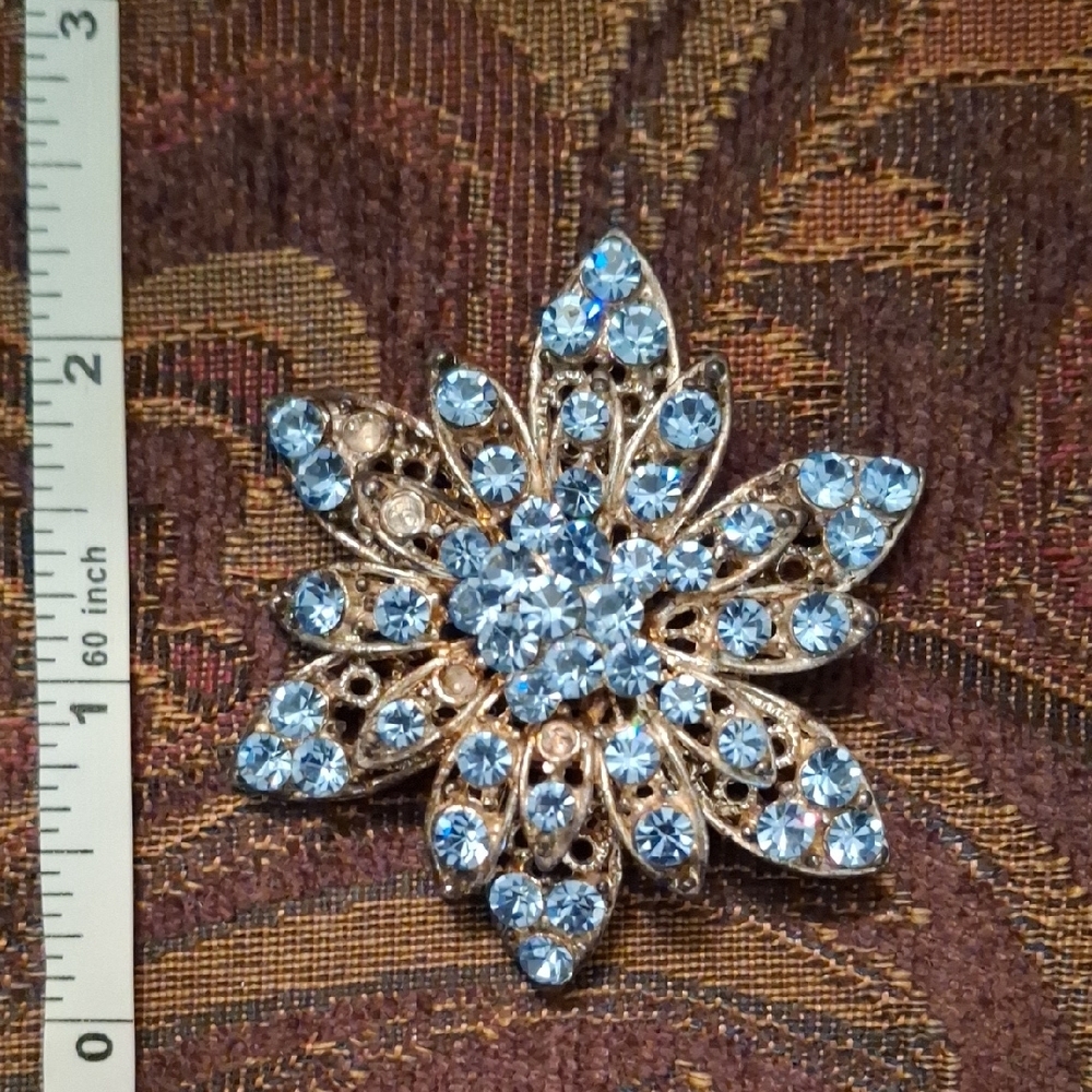 Elegant Blue Crystal Flower Brooch